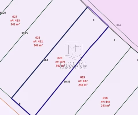 Terreno de 242m² à venda no Parque das Nações