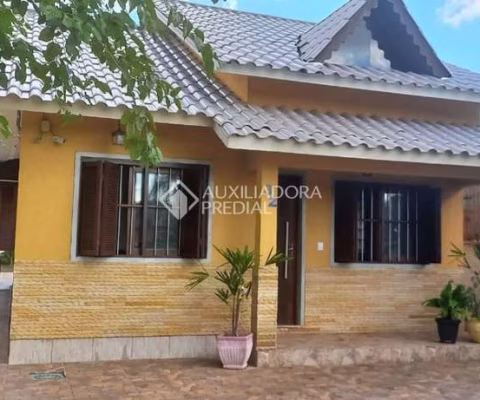 Casa com 4 quartos à venda na Rua Recife, 32, Mathias Velho, Canoas