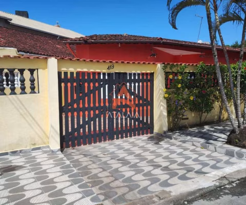Casa com 2 quartos, Maracanã, Praia Grande - R$ 390 mil, Cod: 2549
