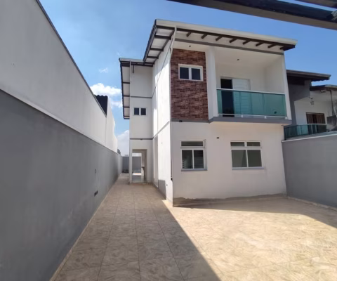linda casa sobradada