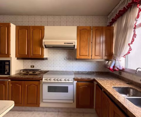 Apartamento no Centro 2 suítes - 2vagas - 266m²