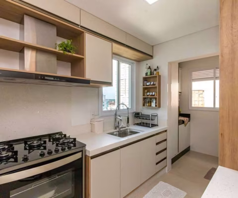 Apartamento à venda na Meia Praia