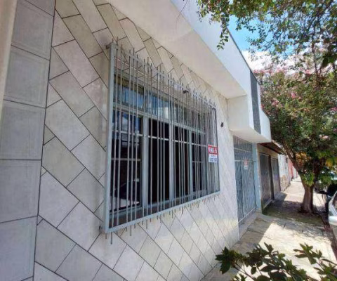 Ótima casa térrea na vila Arens