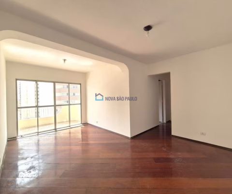 Apartamento a venda próximo ao Metrô Saúde