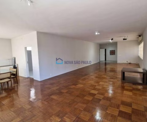 Apartamento de alto padrão a venda,  com 300m² na Bela vista