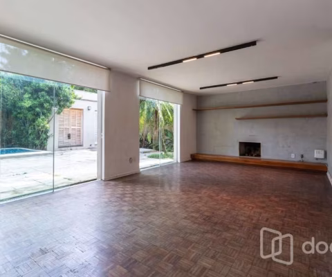 Casa com 3 quartos à venda na Rua Hilário Magro Junior, 275, Butantã, São Paulo