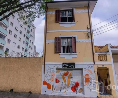 Casa com 4 quartos à venda na Rua Scuvero, 28, Cambuci, São Paulo