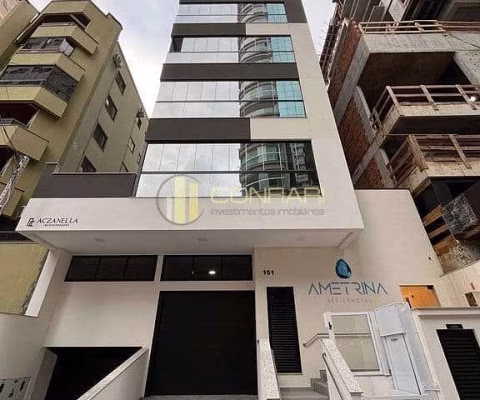 Apartamento novo com vista mar