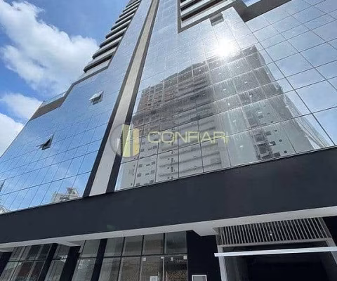 3 Suítes e 2 Vagas no Centro