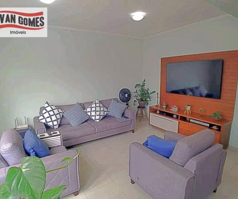 Sobrado com 3 dormitórios à venda, 230 m² por R$ 1.490.000,00 - Aparecida - Santos/SP