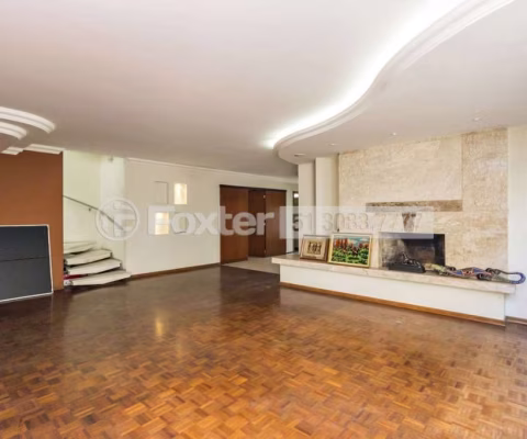 Casa comercial com 3 salas à venda na Avenida General Barreto Viana, Chácara das Pedras, Porto Alegre