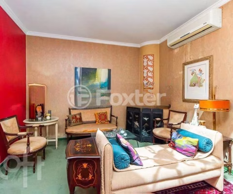 Casa com 3 quartos à venda na Rua Dário Pederneiras, 512, Petrópolis, Porto Alegre