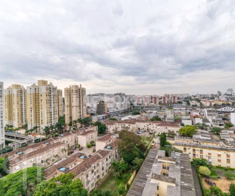 Apartamento com 3 quartos à venda na Rua Roque Calage, 247, Passo da Areia, Porto Alegre
