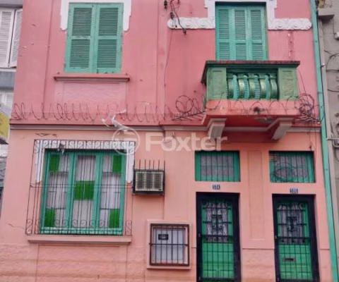 Casa comercial com 2 salas à venda na Rua Comendador Azevedo, 504 e 506, Floresta, Porto Alegre