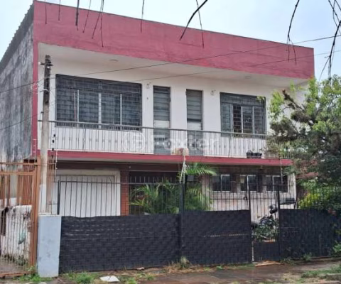 Casa comercial com 2 salas à venda na Rua Doutor Voltaire Pires, 459, Santo Antônio, Porto Alegre