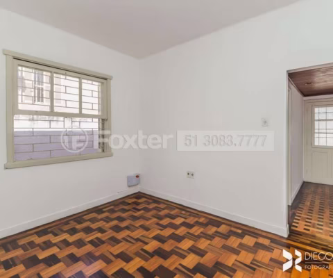 Casa comercial com 2 salas à venda na Rua Professor Clemente Pinto, Medianeira, Porto Alegre