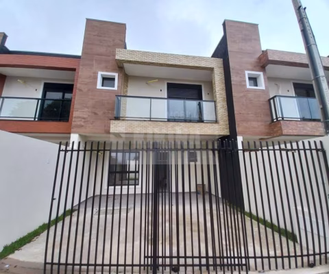 Sobrado com 3 quartos  à venda, 104.00 m2 por R$450000.00  - Jardim Carvalho - Ponta Grossa/PR