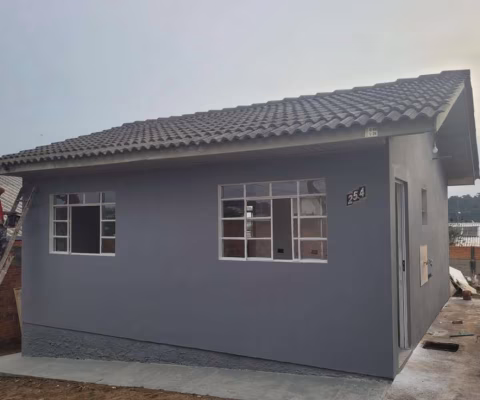 Casa Residencial com 2 quartos  à venda, 40.00 m2 por R$175000.00  - Contorno - Ponta Grossa/PR