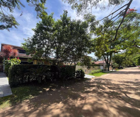 Casa com 4 dorms, Condomínio Lagoinha, Ubatuba - R$ 2.78 mi, Cod: 2347