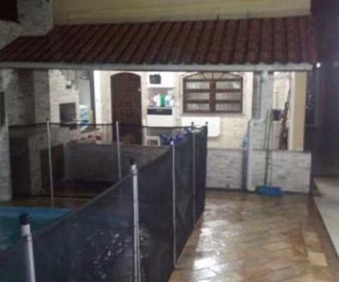 Casa para Venda em Praia Grande, Solemar, 3 dormitórios, 2 banheiros, 2 vagas