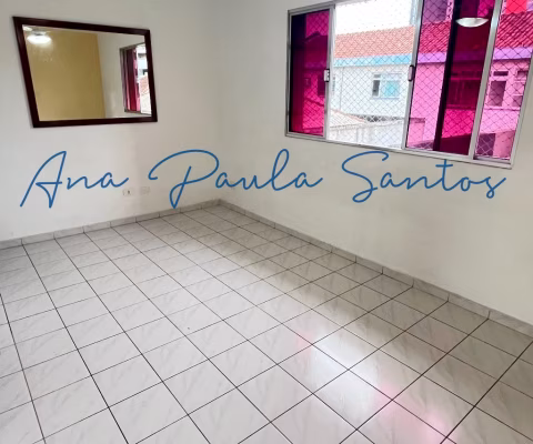 OPORTUNIDADE! Amplo apartamento de 3 dorms em excelente localização a venda no Gonzaga em Santos - SP