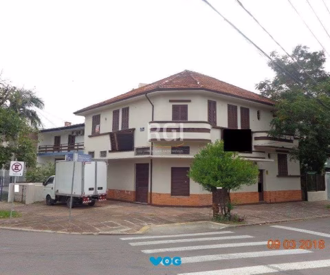 Predio para Venda - 400m², 0 dormitórios, Petrópolis
