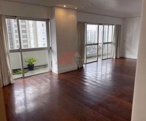 Imperdível oportunidade: Apartamento de alto padrão em Moema, São Paulo-SP, com 3 quartos, 3 suítes e 3 vagas de garagem!
