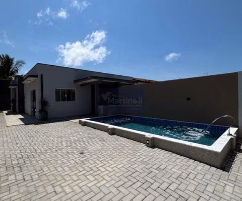 Casa para venda em Itanhaém-SP, Bairro Grandesp: 2 quartos, 2 suítes, 2 banheiros, 65m² de área!