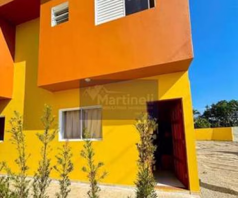 Casa em Condomínio à Venda em Itanhaém-SP, Santa Terezinha! 2 quartos, 2 suítes, 2 salas, 3 banheiros, 1 vaga, 70m².