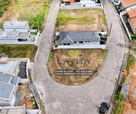 Terreno de Esquina a Venda com 424m² Muito bem Localizado no Bairro Belchior Central - Gaspar SC | La Vita Imóveis