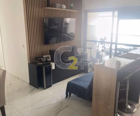 Apartamento á venda na Vila Romana, 2 quartos, 1 suíte, 1 vaga de garagem.
