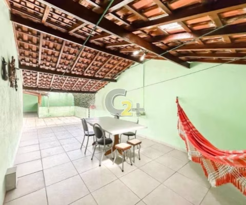 Sobrado à venda no Sumarézinho  com 3 quartos, 1 suíte, 2 vagas