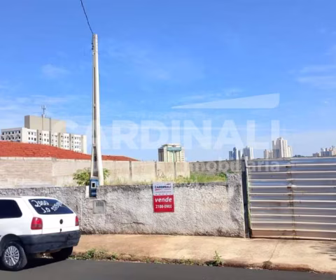 Terreno com excelente localização para comércio próximo escola e supermercados.