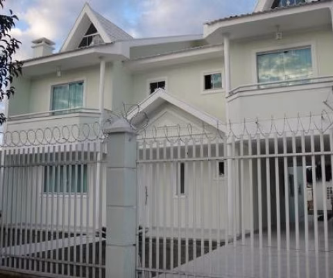 SOBRADO 4 QUARTOS NOVO MUNDO CURITIBA
