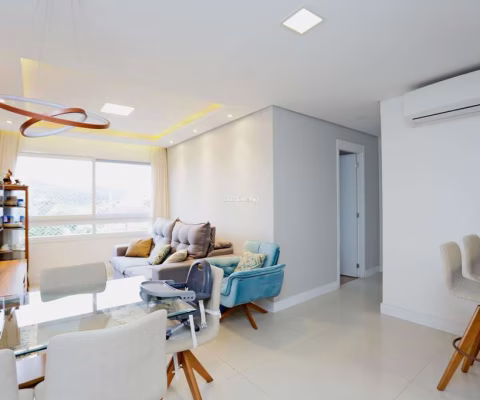Apartamento com 3 quartos à venda na Rua Sílvio Silveira Soares, 2589, Camaquã, Porto Alegre