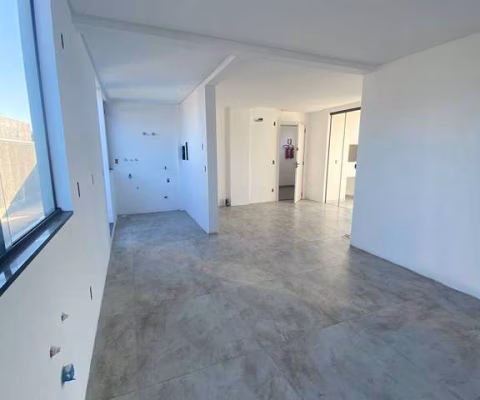 LOCAÇÃO - Amplo apartamento diferenciado novo com 03 suítes + 02 vagas