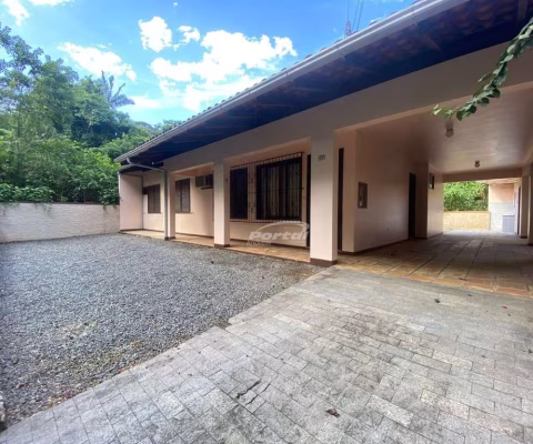 Casa com 3 quartos para alugar no Salto Weissbach, Blumenau 