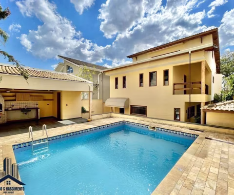 CONDOMÍNIO SÃO PAULO II - Casa Alto Padrão no Condomínio São Paulo II - Sobrado 3 dorms/1ste. Piscina, churrasqueira, lareira!