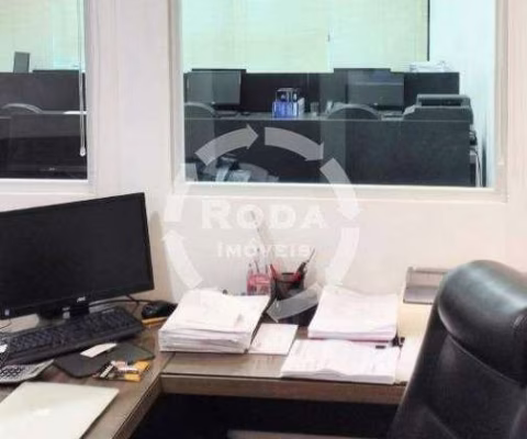 Sala Comercial Mobiliada 75m² com 02 banheiros , para alugar- Centro de Santos