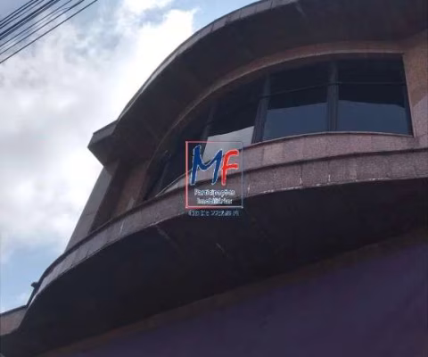 Excelente prédio comercial no Brás,  600 m² a.u., 3 salões e 5 banheiros. Prox. Av. C.Garcia e Rangel Pestana (REF 20.724)