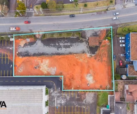 Terreno para alugar, 2697.00 m2 por R$11000.00  - Xaxim - Curitiba/PR