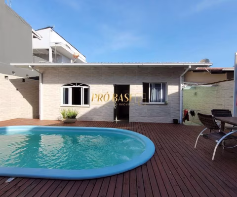 Casa com 2 quartos à venda na Rua José Agenor da Luz, 96, Real Parque, São José