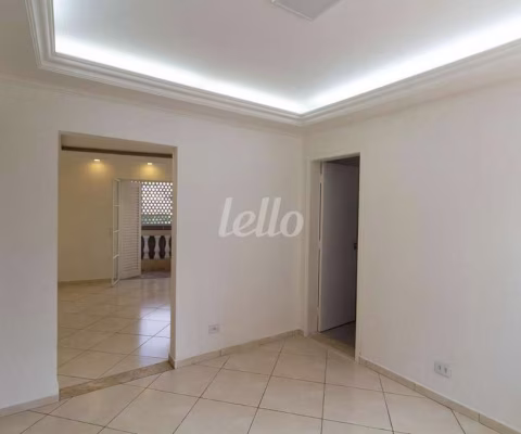 Casa comercial com 1 sala para alugar na Avenida Valdemar Carlos Pereira, --, Vila Talarico, São Paulo