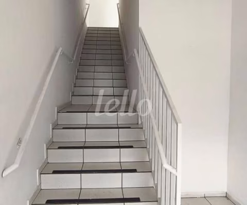 Ponto comercial com 1 sala para alugar na Rua das Hortências, --, Vila Helena, Santo André