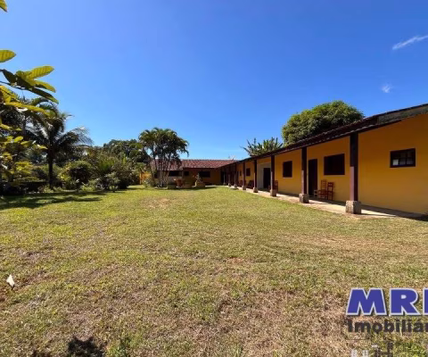 Área á venda em Maranduba, Ubatuba. Com 1.278m². Casa + terreno
