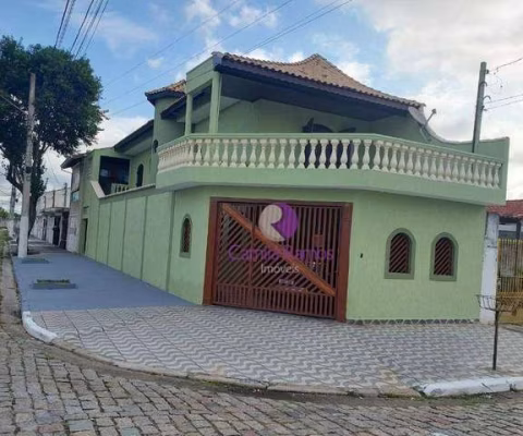 Sobrado com 3 dormitórios à venda, 192 m² por R$ 650.000,00 - Vila Maria de Maggi - Suzano/SP