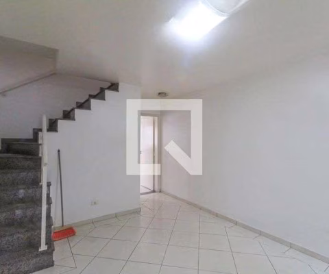 Casa à Venda - Vila Santa Clara, 2 Quartos,  90 m2