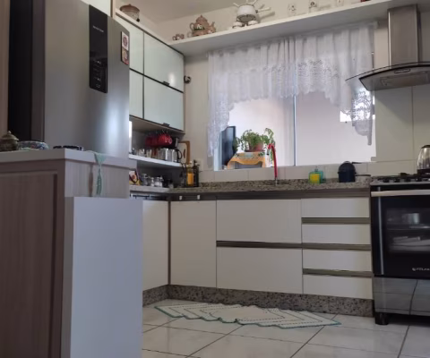 LINDA CASA DISPONÍVEL PARA VENDA