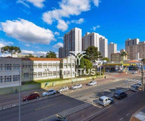 Apartamento com 1 dormitório para alugar, 35 m² por R$ 1.300,00/mês - Centro - Curitiba/PR