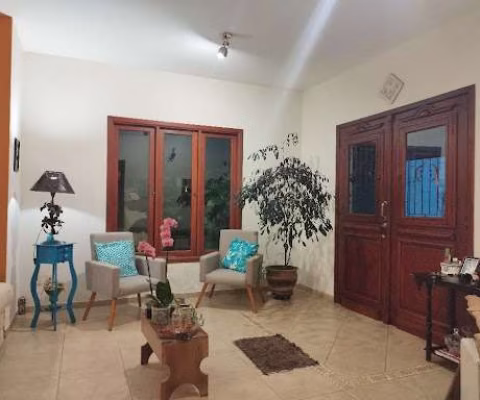 Sobrado com 2 dormitórios à venda, 224 m² por R$ 715.000,00 - Condomínio Portal da Mata - Caçapava/SP